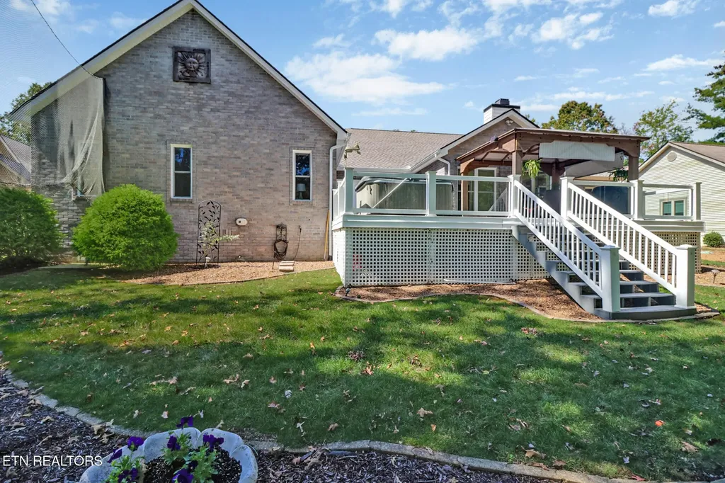 57 Inwood Terrace Crossville TN 38558