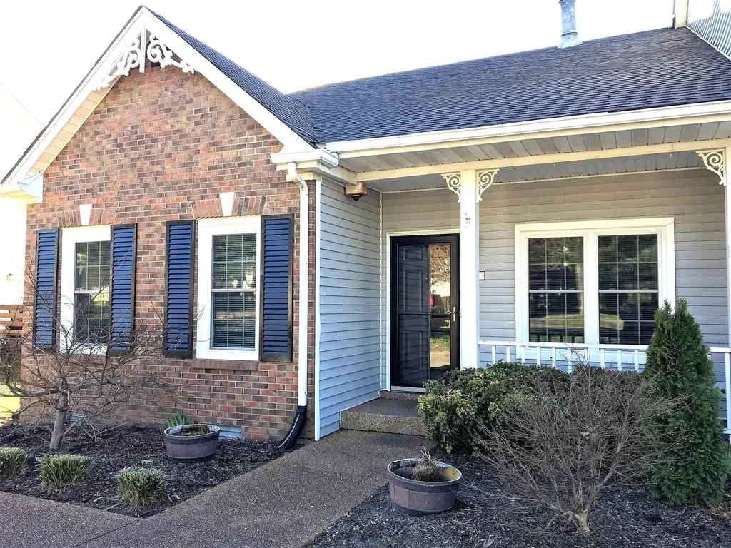 1219 Carriage Park Franklin TN 37064