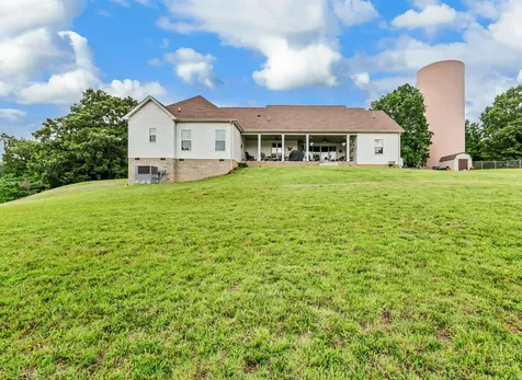 4455 Lylewood Road Indian Mound TN 37079