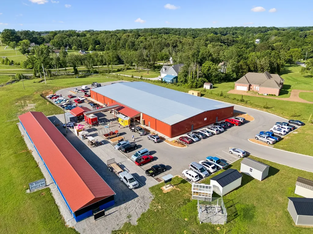 4070 Old Highway 431 Greenbrier TN 37073