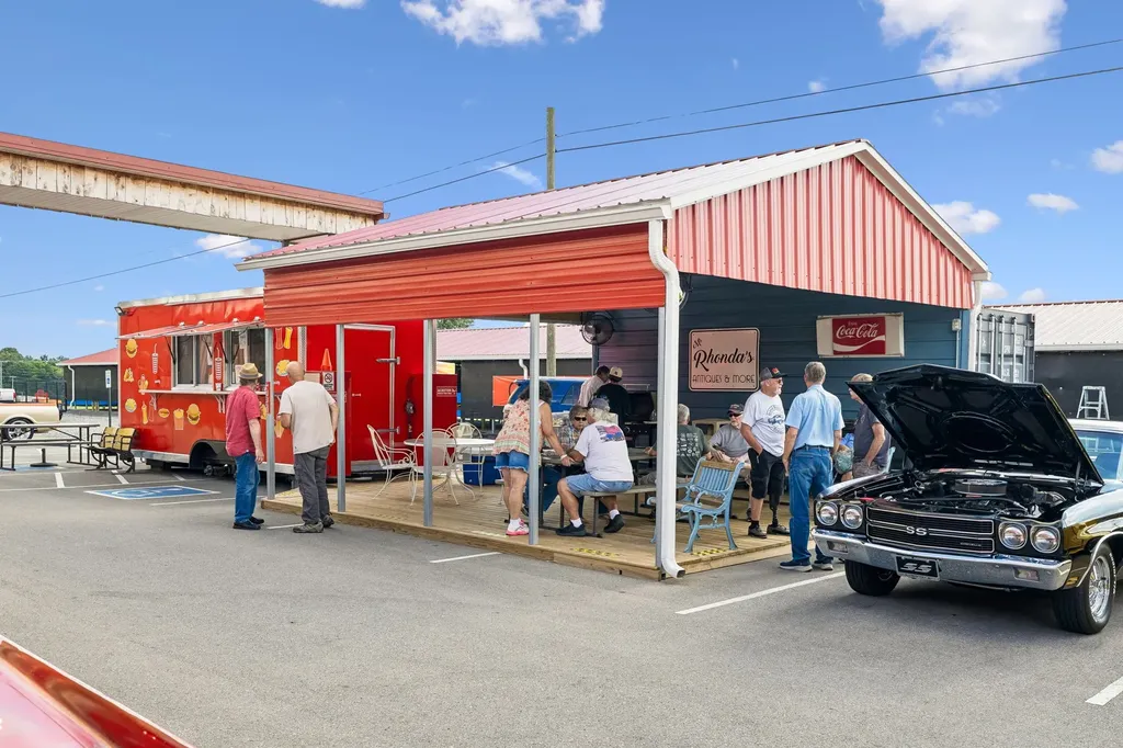4070 Old Highway 431 Greenbrier TN 37073