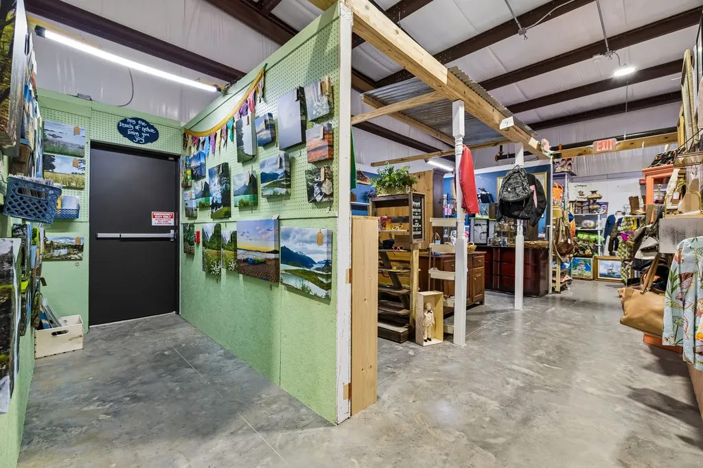4070 Old Highway 431 Greenbrier TN 37073