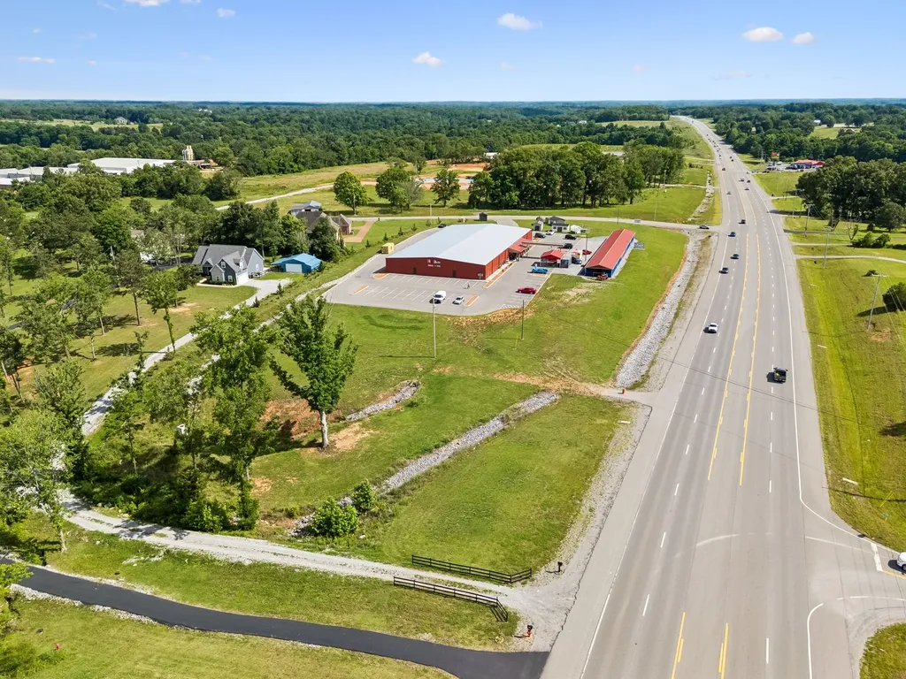 4070 Old Highway 431 Greenbrier TN 37073