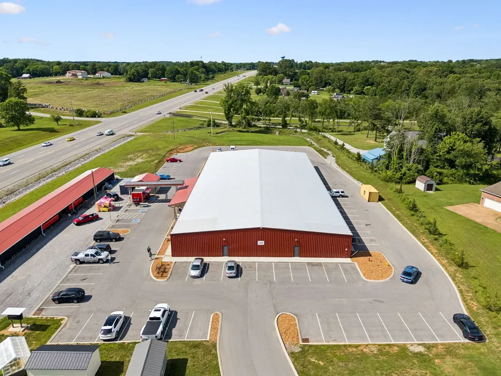 4070 Old Highway 431 Greenbrier TN 37073