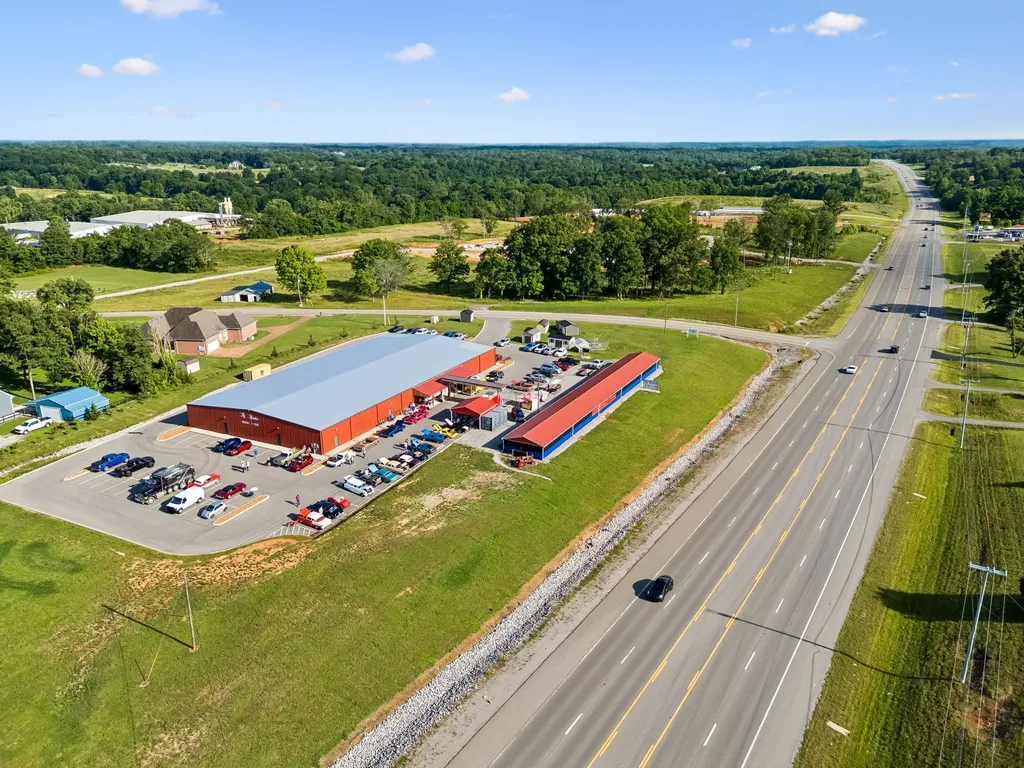 4070 Old Highway 431 Greenbrier TN 37073