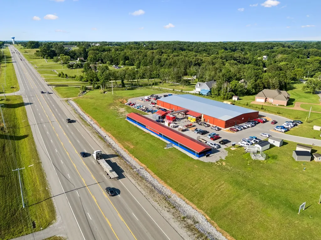 4070 Old Highway 431 Greenbrier TN 37073