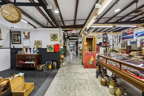 4070 Old Highway 431 Greenbrier TN 37073