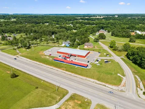 4070 Old Highway 431 Greenbrier TN 37073