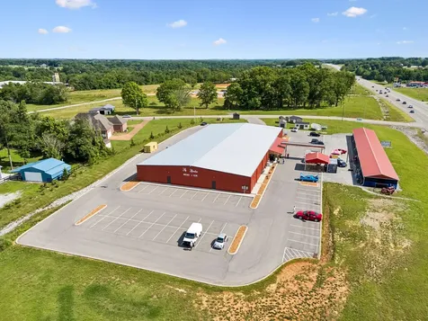 4070 Old Highway 431 Greenbrier TN 37073