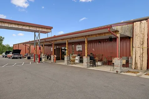 4070 Old Highway 431 Greenbrier TN 37073