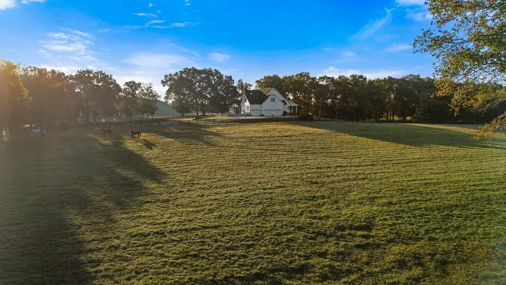 1421 Lawrence Lane Springfield TN 37172
