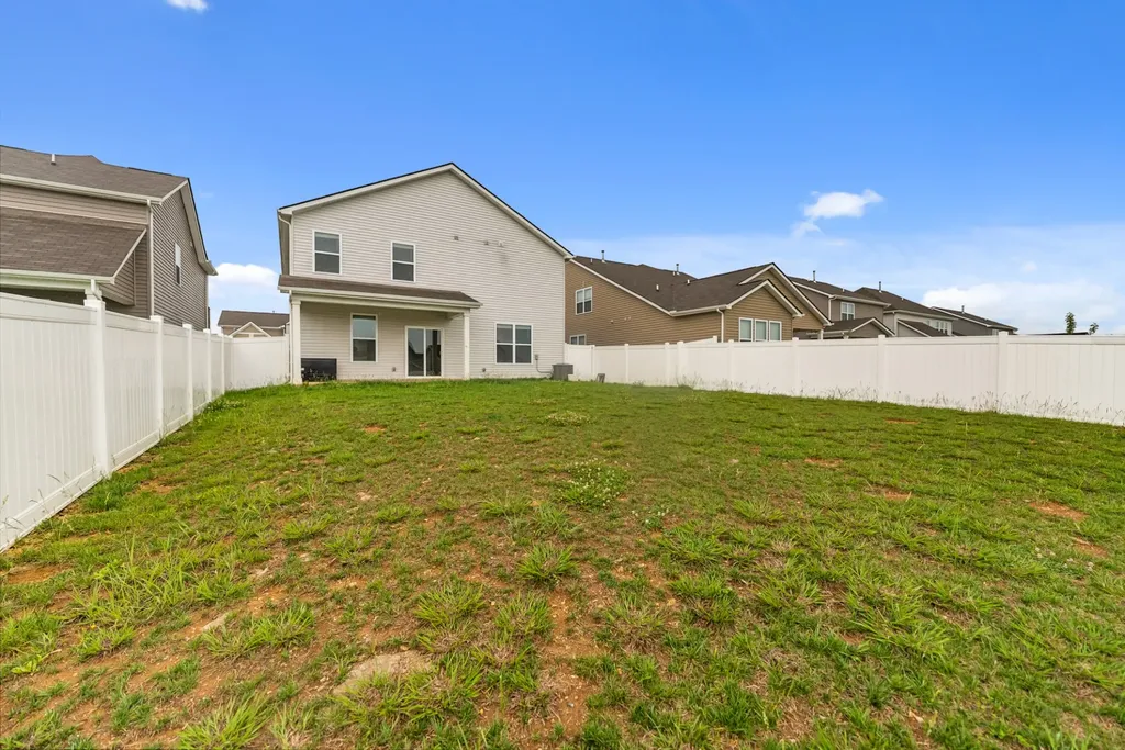 1255 Inverness Pass Lebanon TN 37087
