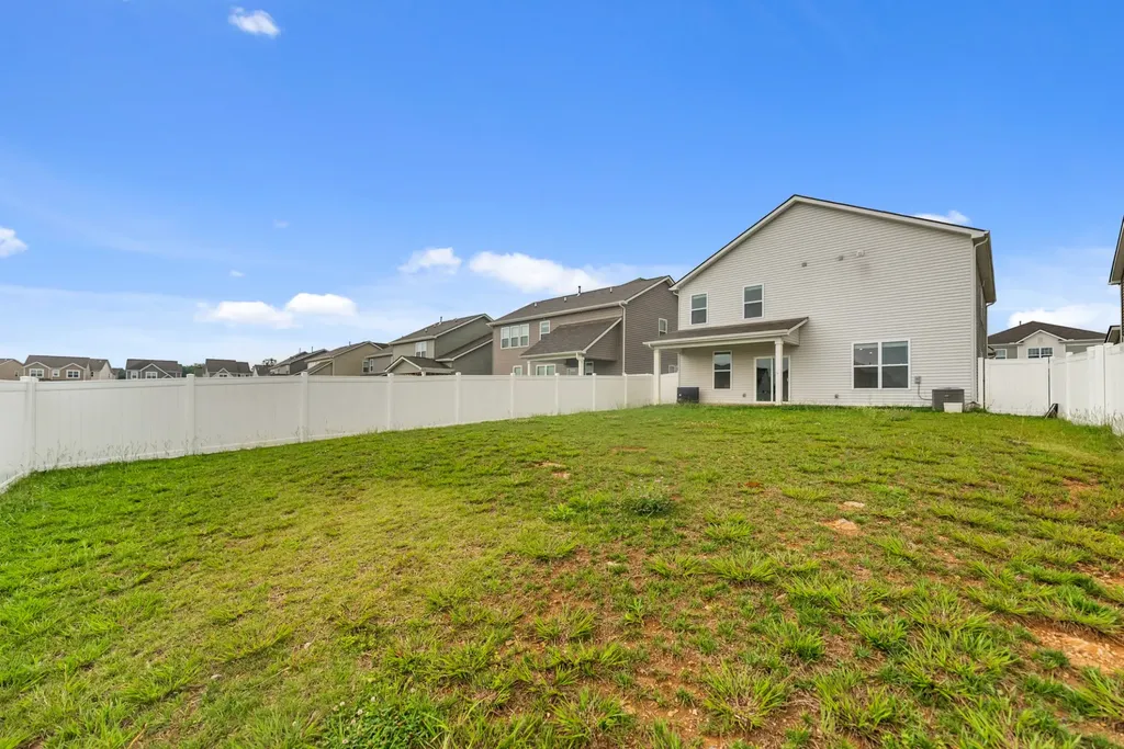 1255 Inverness Pass Lebanon TN 37087