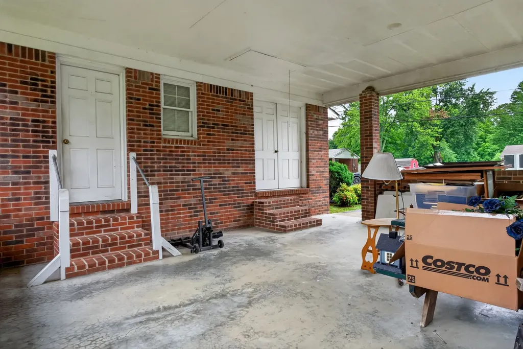 615 Cill Street Smithville TN 37166