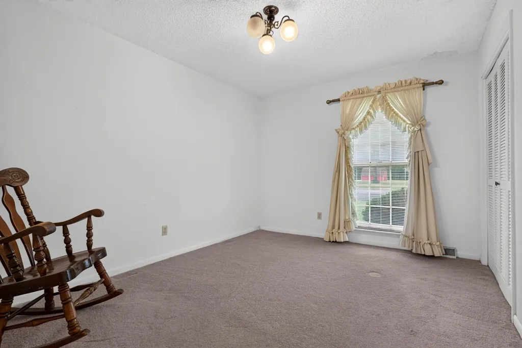 615 Cill Street Smithville TN 37166