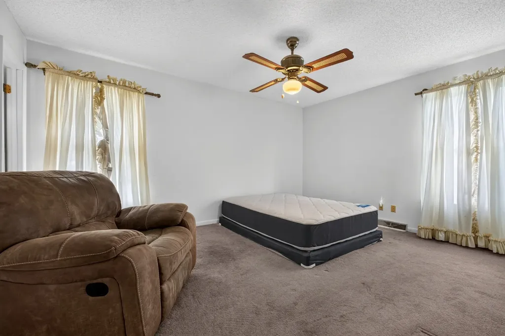 615 Cill Street Smithville TN 37166