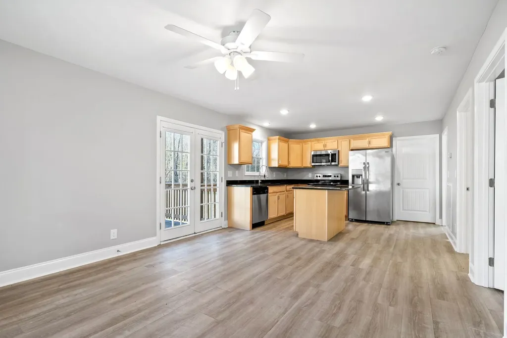 3857 Budds Creek Road Palmyra TN 37142
