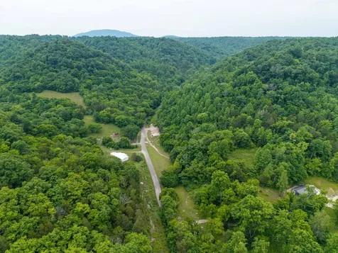 1784 Hurricane Creek Road Woodbury TN 37190