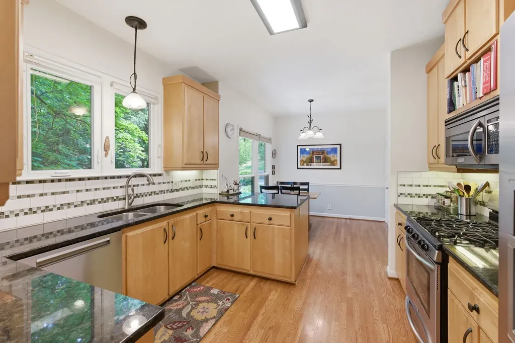105 Stoneway Close Nashville TN 37209