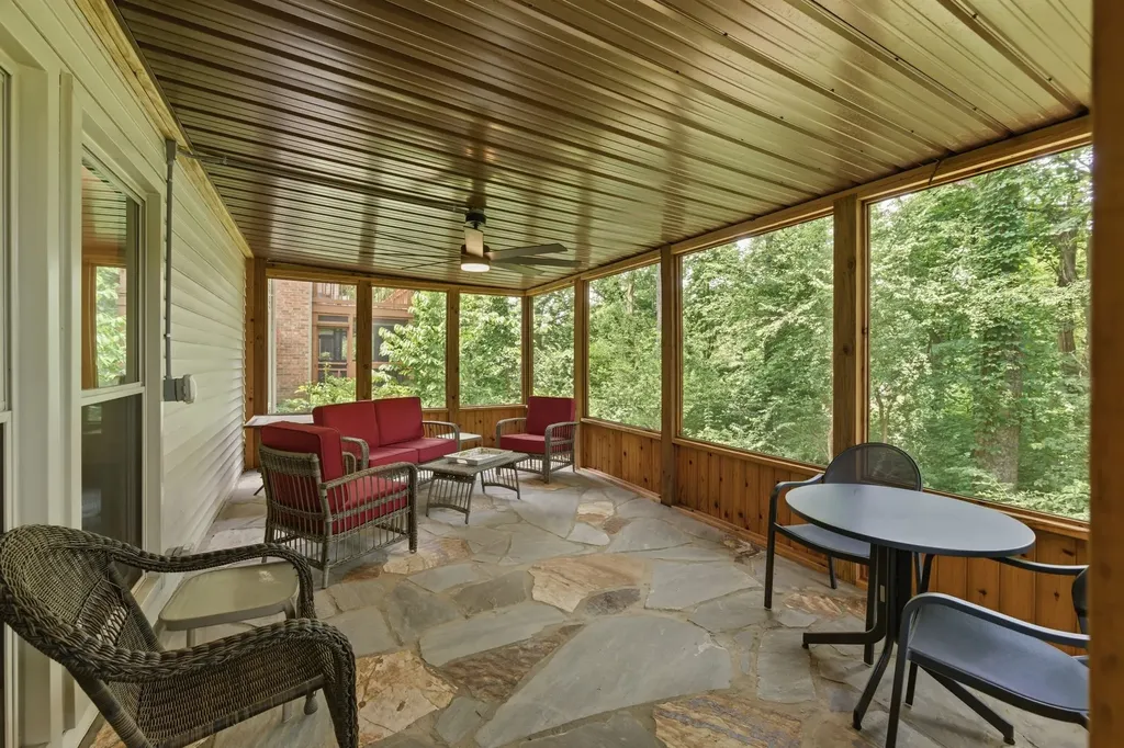 105 Stoneway Close Nashville TN 37209