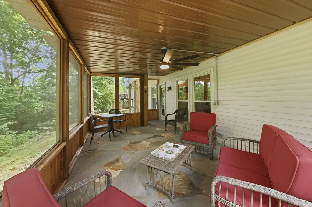 105 Stoneway Close Nashville TN 37209