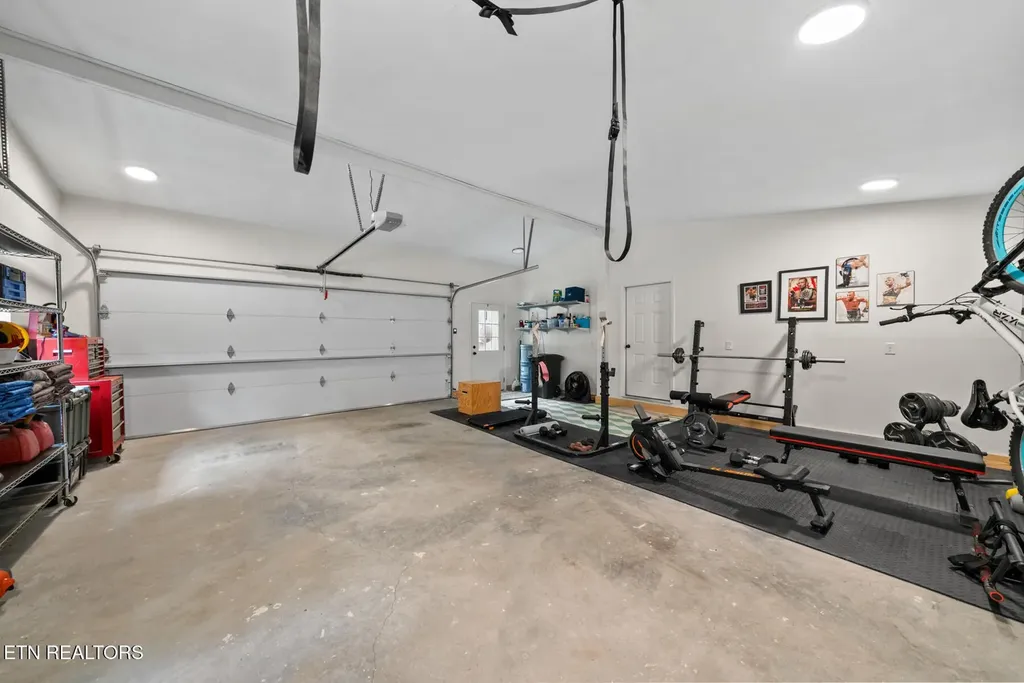 909 Remington Road Jamestown TN 38556