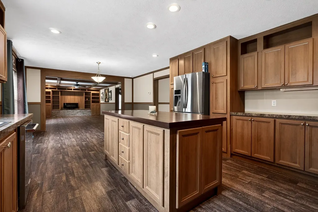 130 E Main Street Dowelltown TN 37059