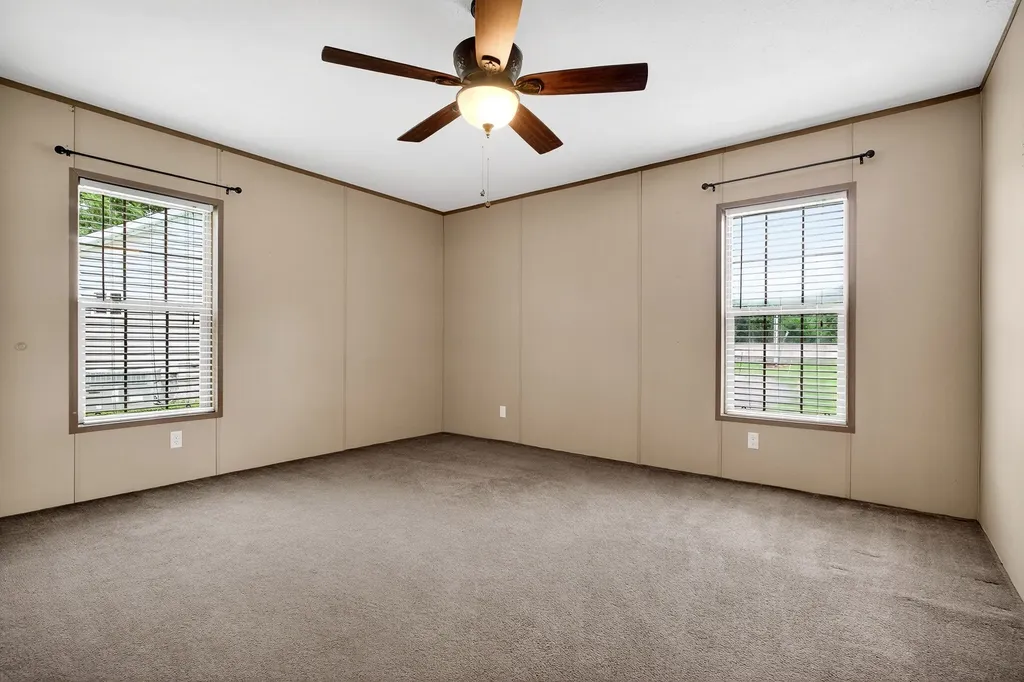 130 E Main Street Dowelltown TN 37059