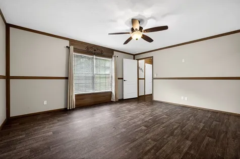 130 E Main Street Dowelltown TN 37059