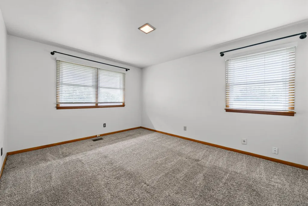 3561 Pickering Road Adams TN 37010