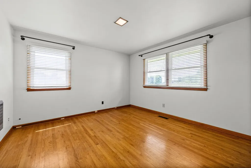 3561 Pickering Road Adams TN 37010