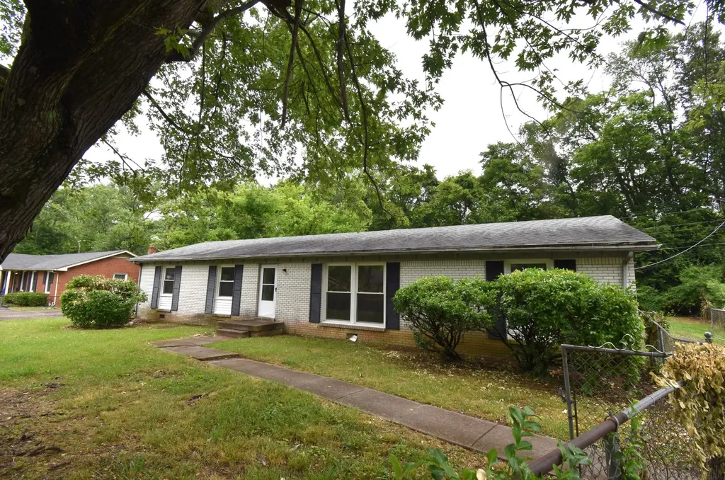 2602 Burch Road Clarksville TN 37042