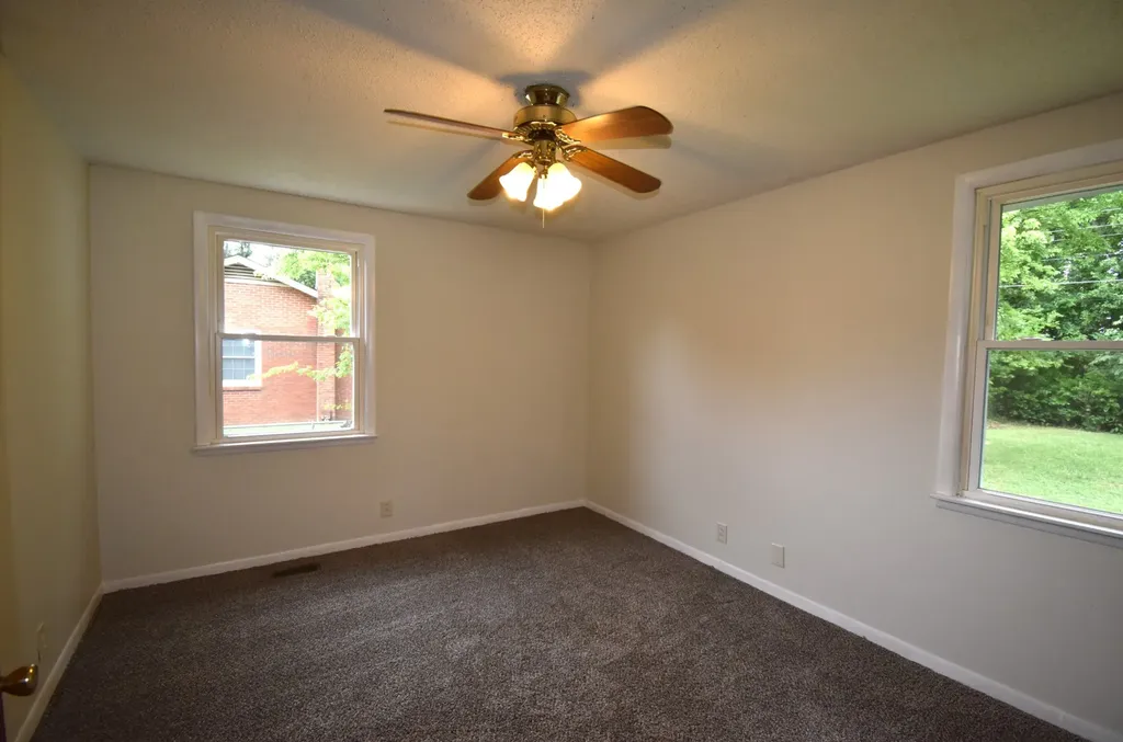 2602 Burch Road Clarksville TN 37042
