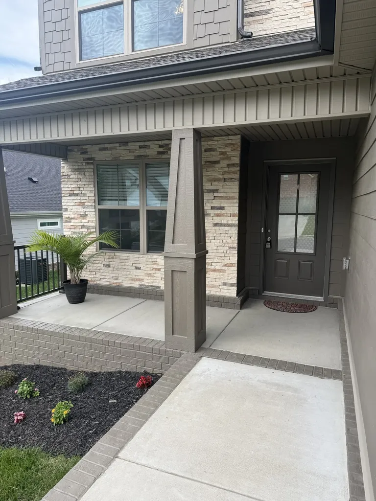 350 Frontier Drive Clarksville TN 37043