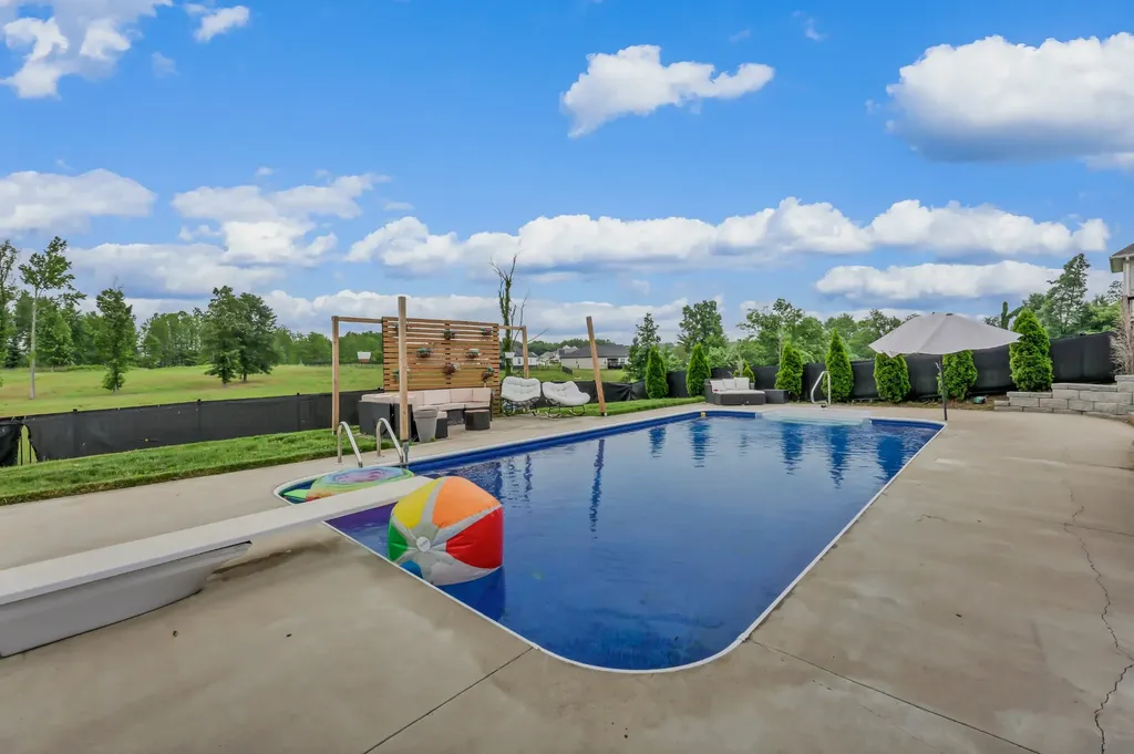 1573 Hereford Boulevard Clarksville TN 37043