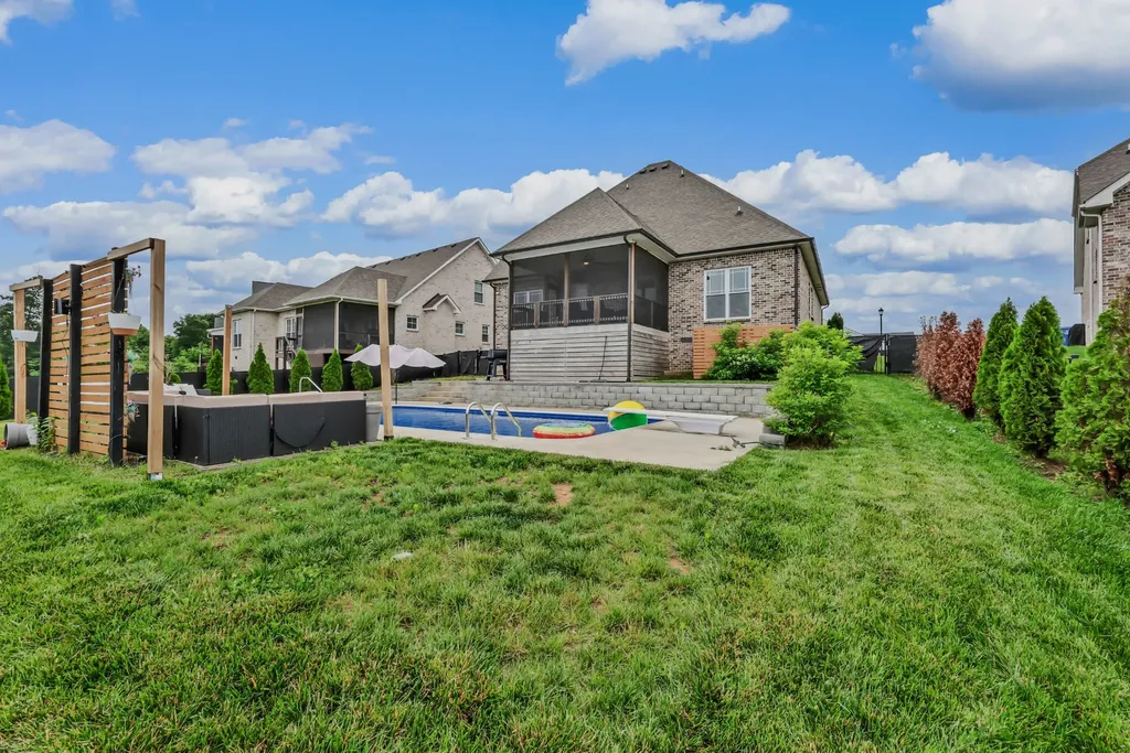 1573 Hereford Boulevard Clarksville TN 37043