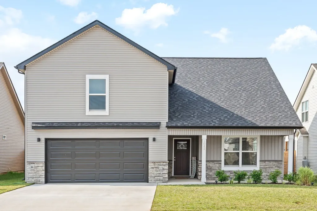 1042 Creek Way Clarksville TN 37042