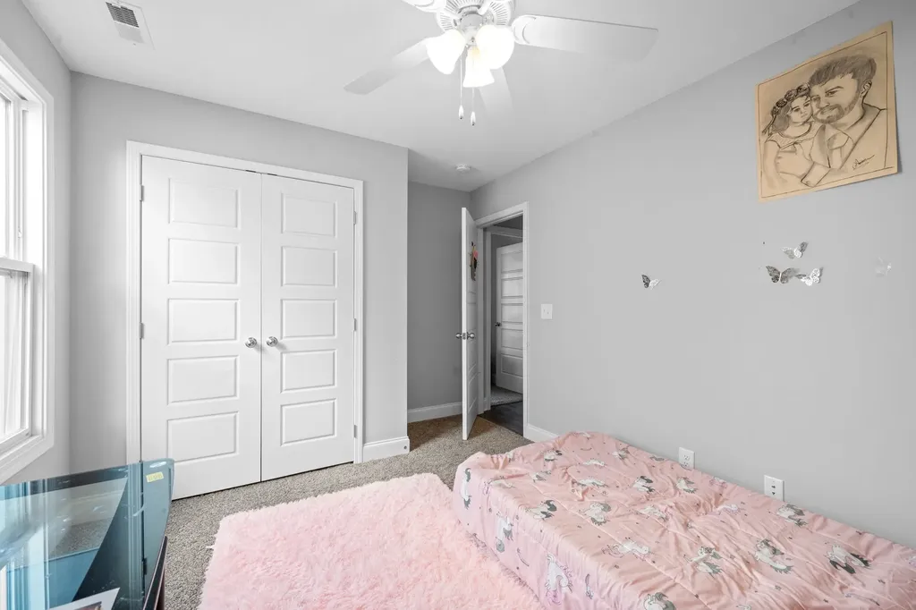 1042 Creek Way Clarksville TN 37042