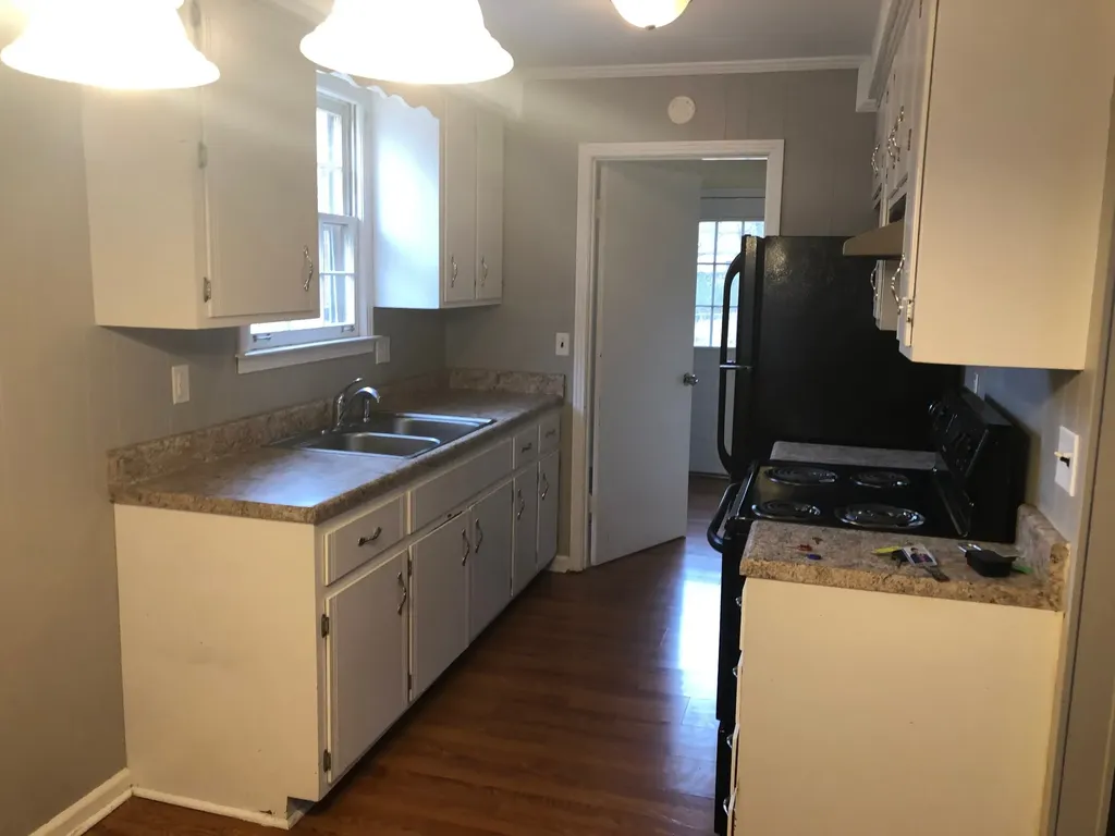 225 Old Hopkinsville Highway Clarksville TN 37042
