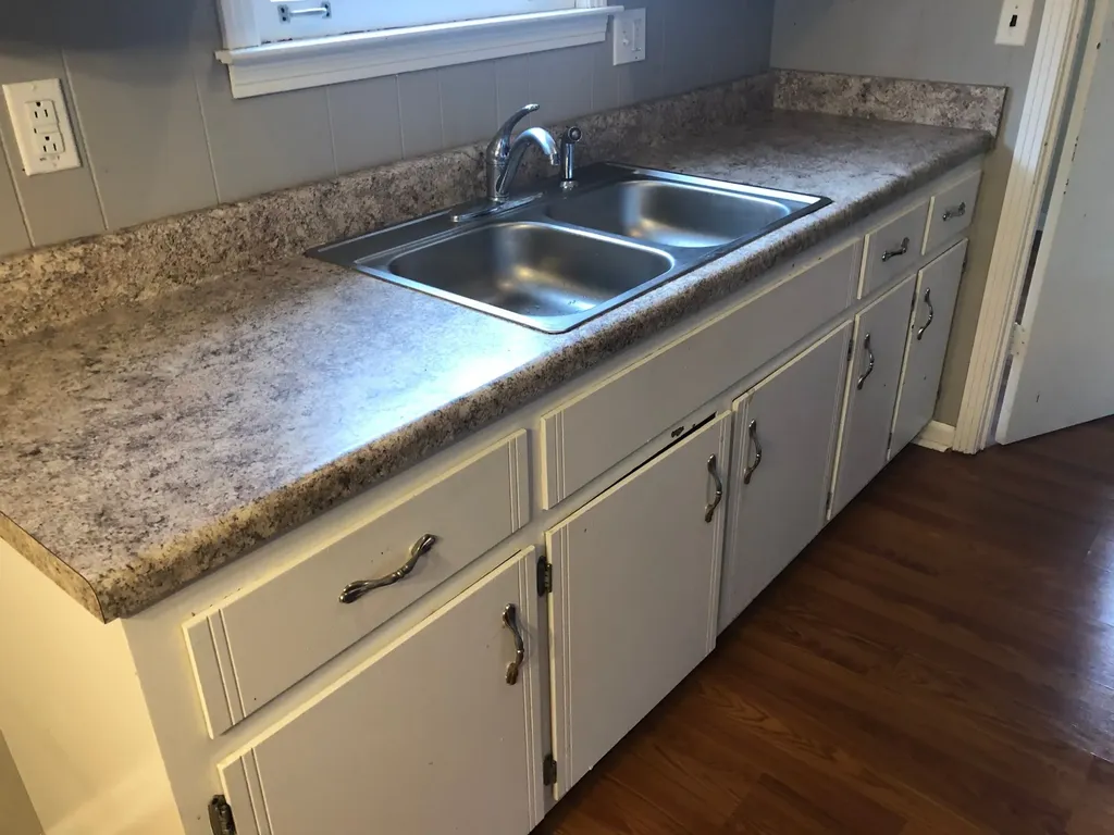 225 Old Hopkinsville Highway Clarksville TN 37042