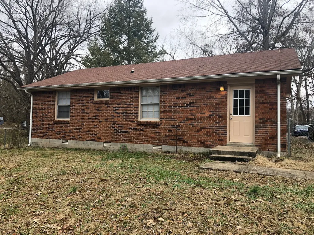 225 Old Hopkinsville Highway Clarksville TN 37042