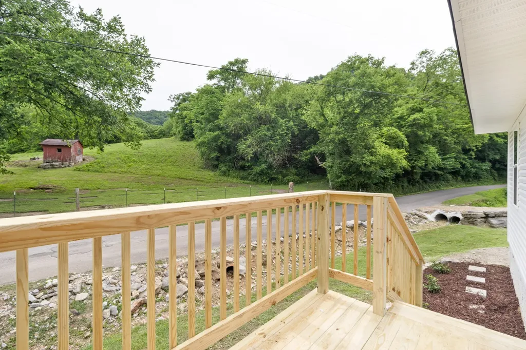 1771 Hurricane Creek Road Woodbury TN 37190