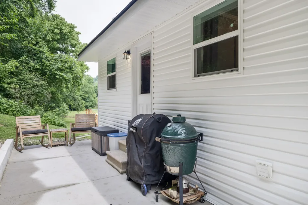1771 Hurricane Creek Road Woodbury TN 37190