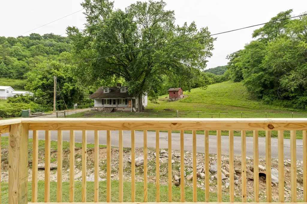 1771 Hurricane Creek Road Woodbury TN 37190