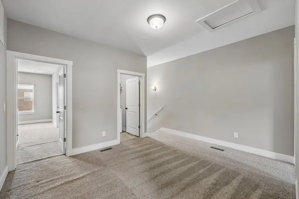 2217 Drone Way Columbia TN 38401