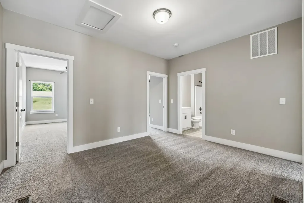2217 Drone Way Columbia TN 38401