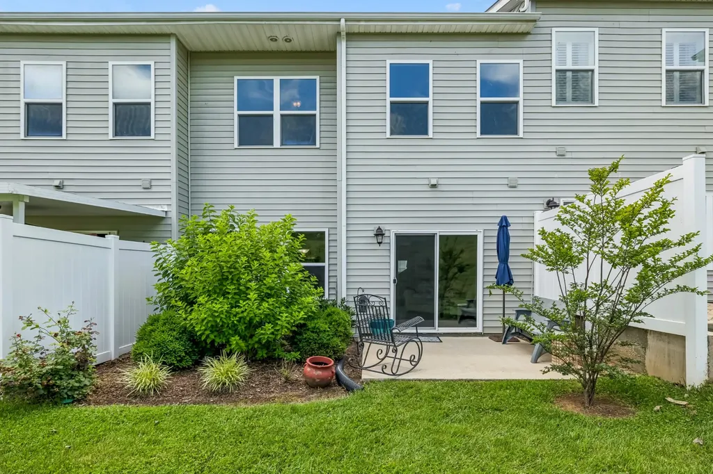 2217 Drone Way Columbia TN 38401