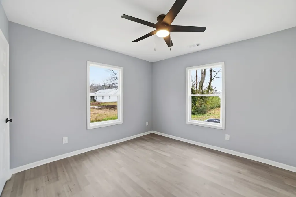 104 Fairground Drive Waverly TN 37185