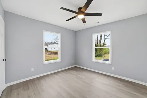 104 Fairground Drive Waverly TN 37185