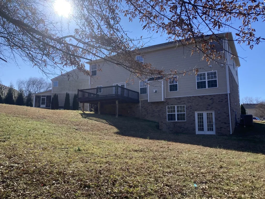 983 Acadia Court Gallatin TN 37066